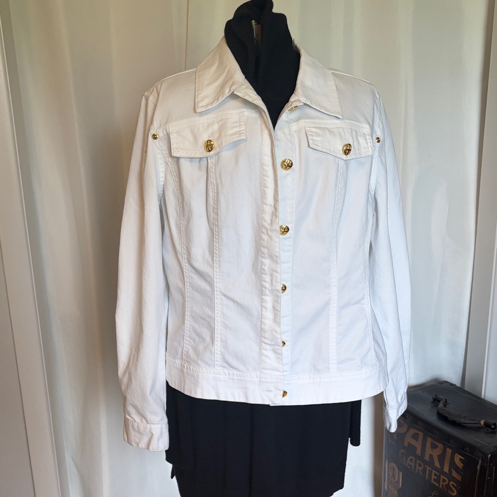 White lightweight denim jacket medium gold buttons Linea by Louis Dell’Olia